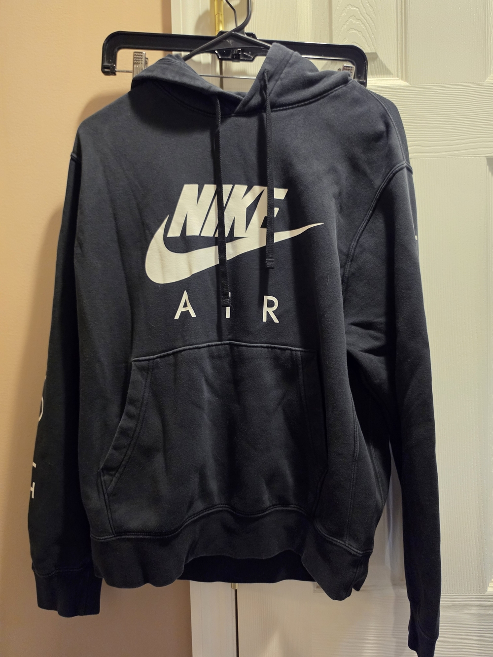 Nike Air Men's Black Hoodie Sweatshirt Size SMALL PREOWED Black